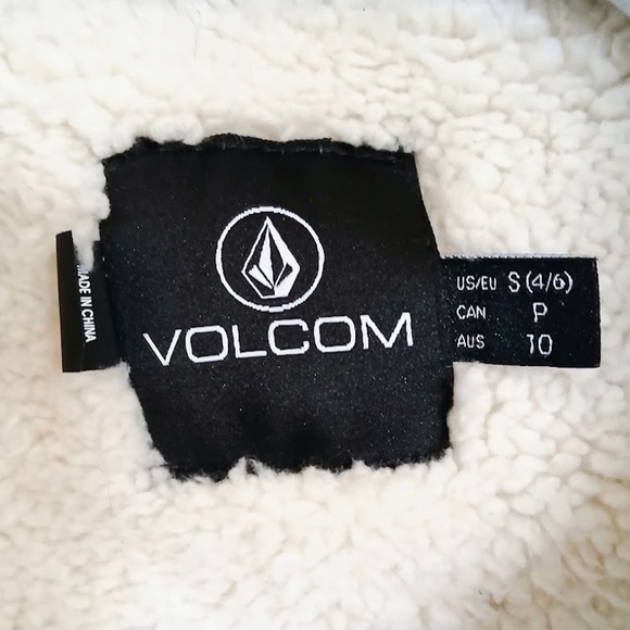 Volcom Plaid About You Sherpa Lined Flannel - Picture 5 of 6